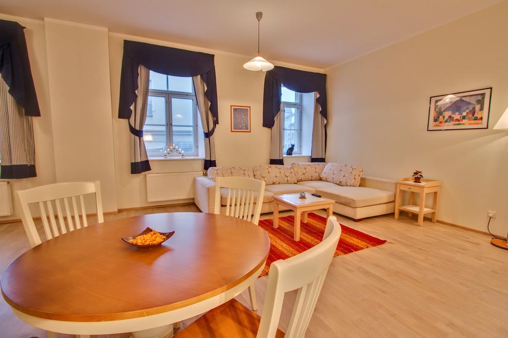 Queen Room with Two Queen Beds and Mobility/Hearing Access - Non-Smoking