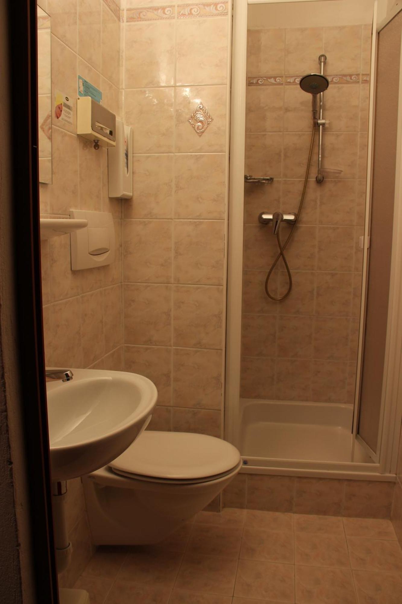 Budget Single Room