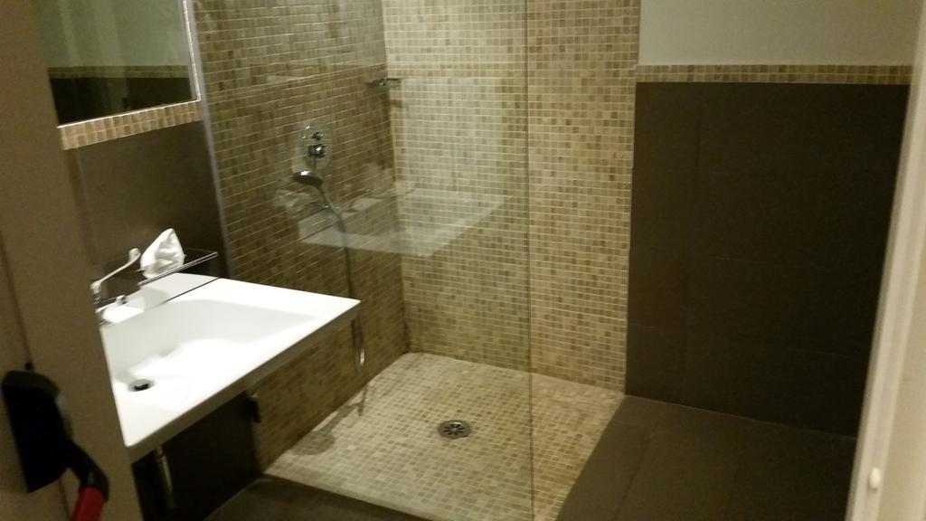 Double or Twin Room Private Pool Sea View