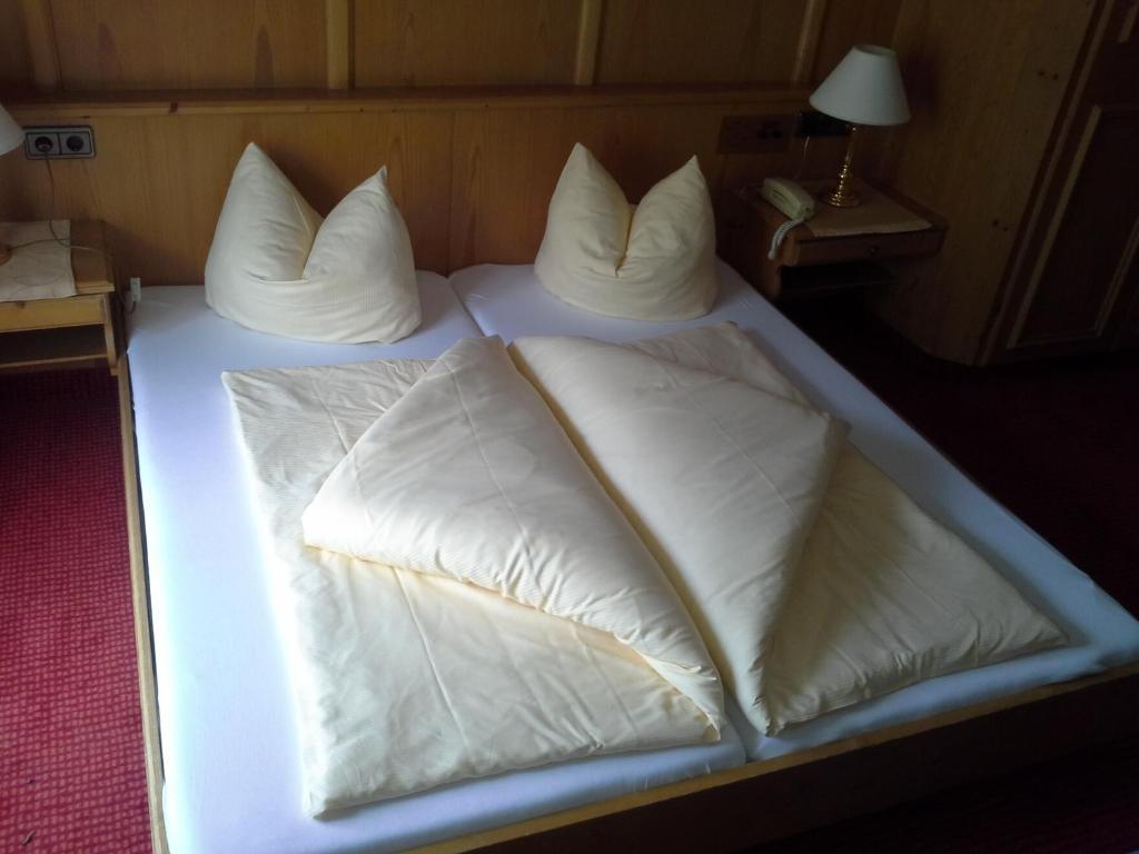 Double Room,37459546:JPEG