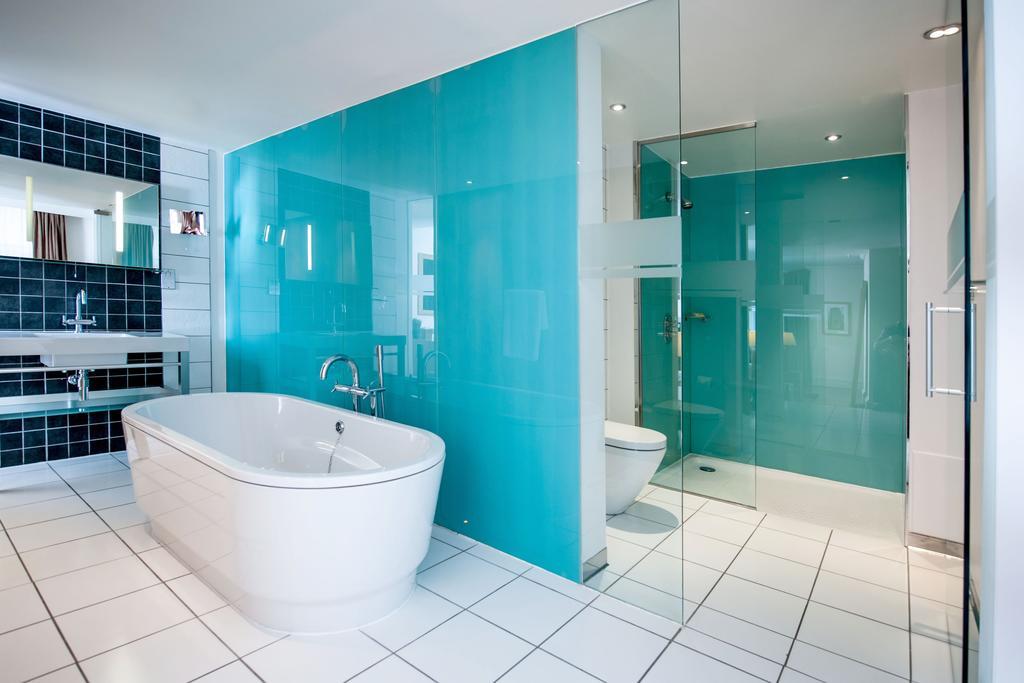 Luxury King Room