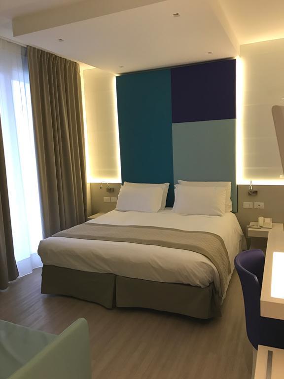 Superior Double or Twin Room access to the Beach,379445497:JPEG