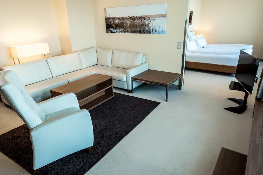 Penthouse Suite with Lake View