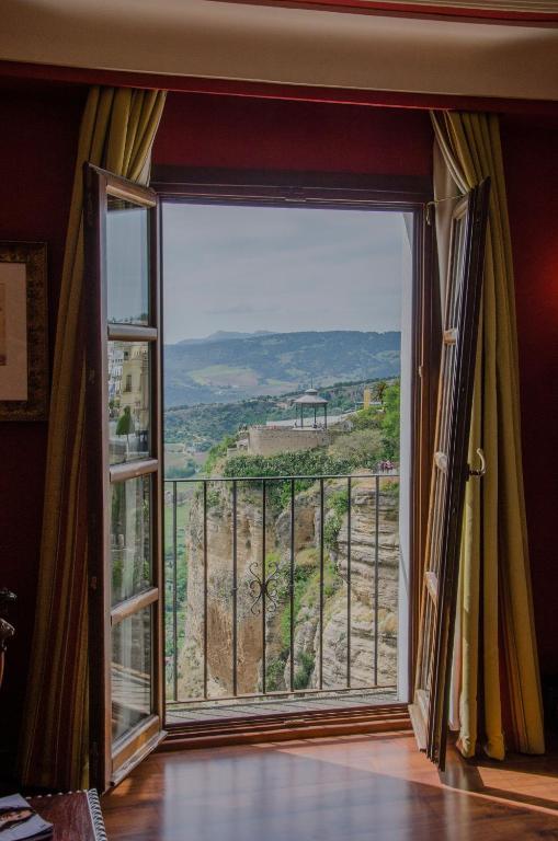 Double or Twin Room with View
