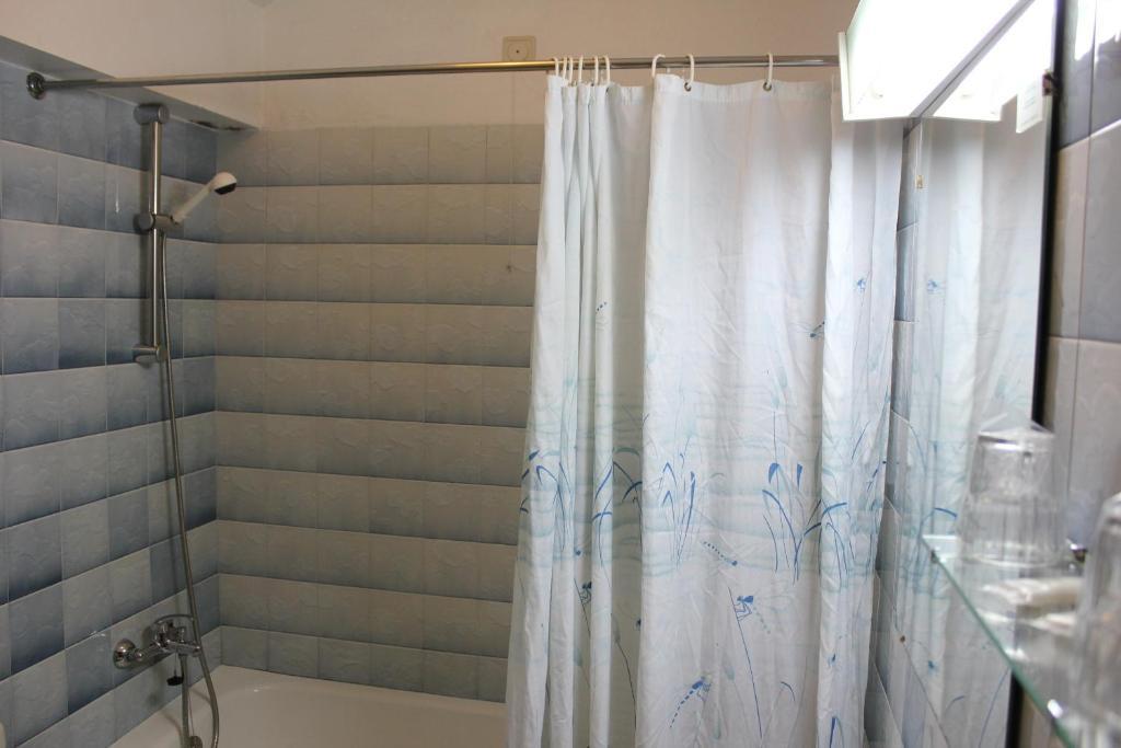Quarto Duplo
