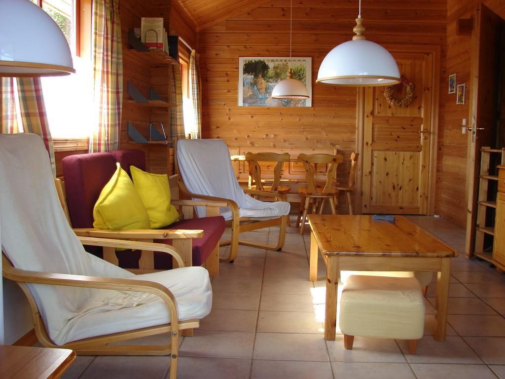 Glamour Mobile Home,1541542789:JPEG