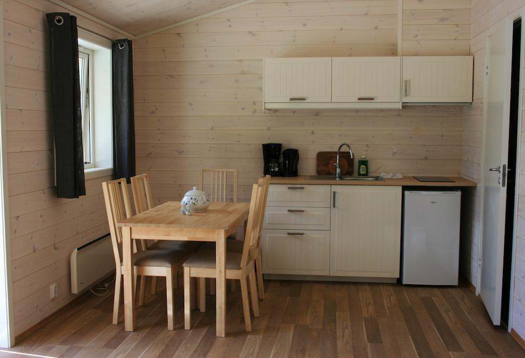 Two-Bedroom Cottage with Kitchenette and Private Bathroom,400081566:JPEG