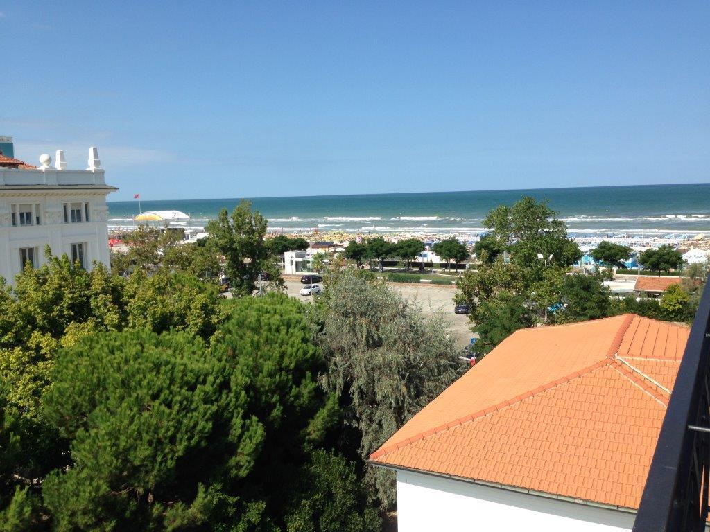 Apartment Balcony Sea View Separate Building,830333201:JPEG