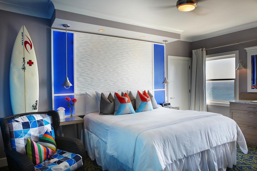Surf Themed Queen Room
