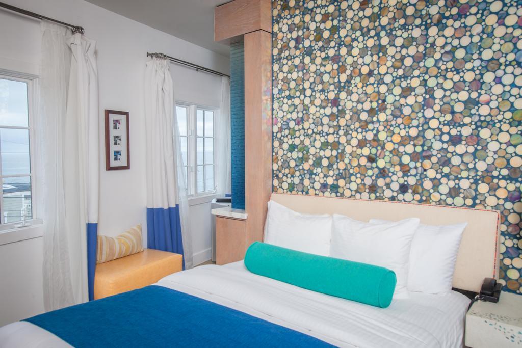 Surf Themed Queen Room
