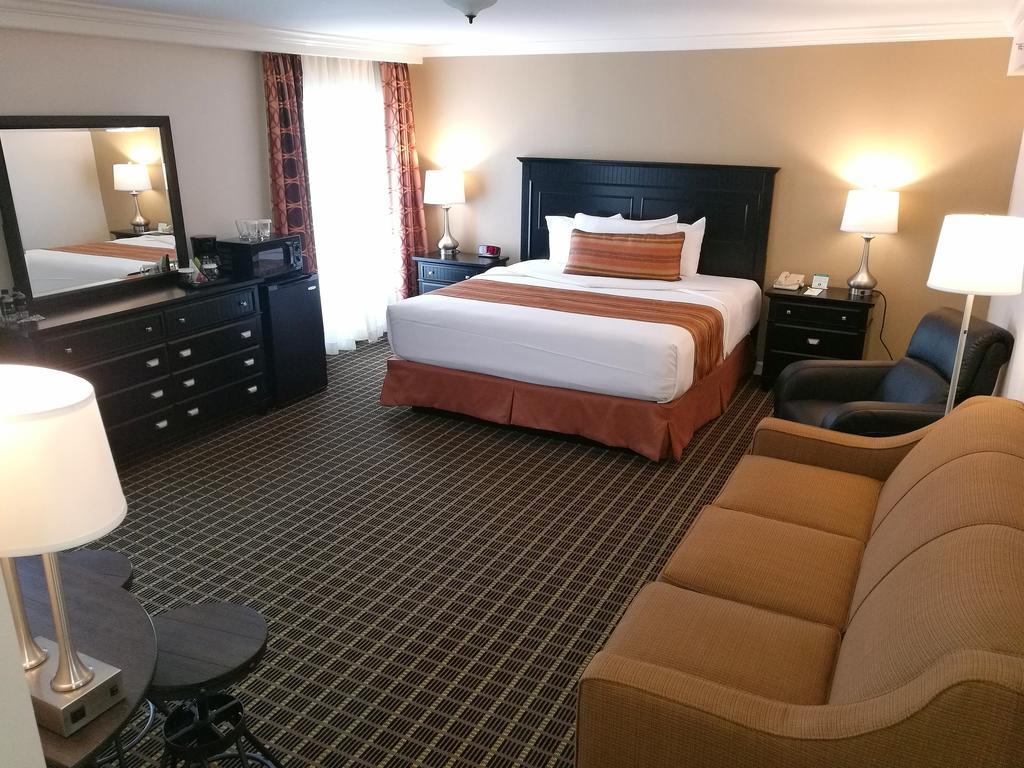 Superior King Room