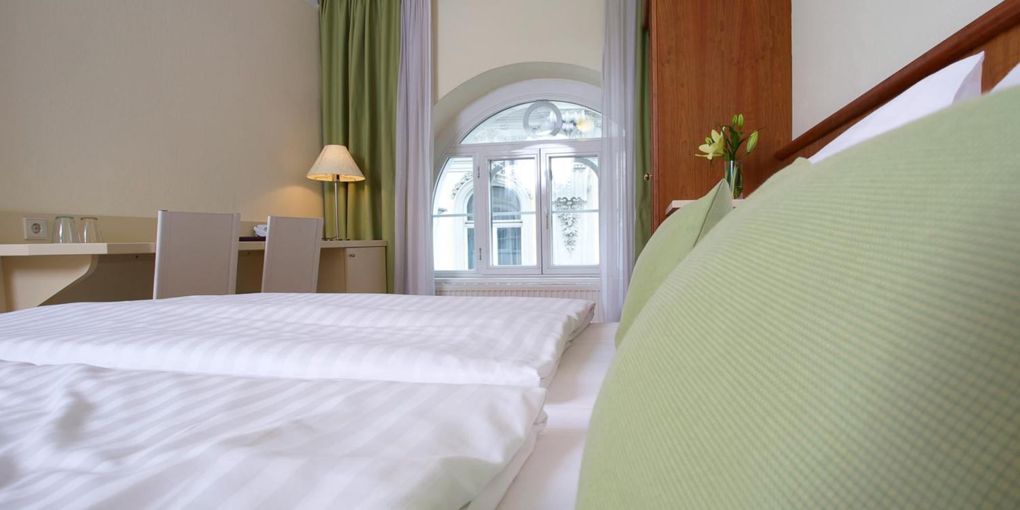 Standard Double Room,779895075:JPEG