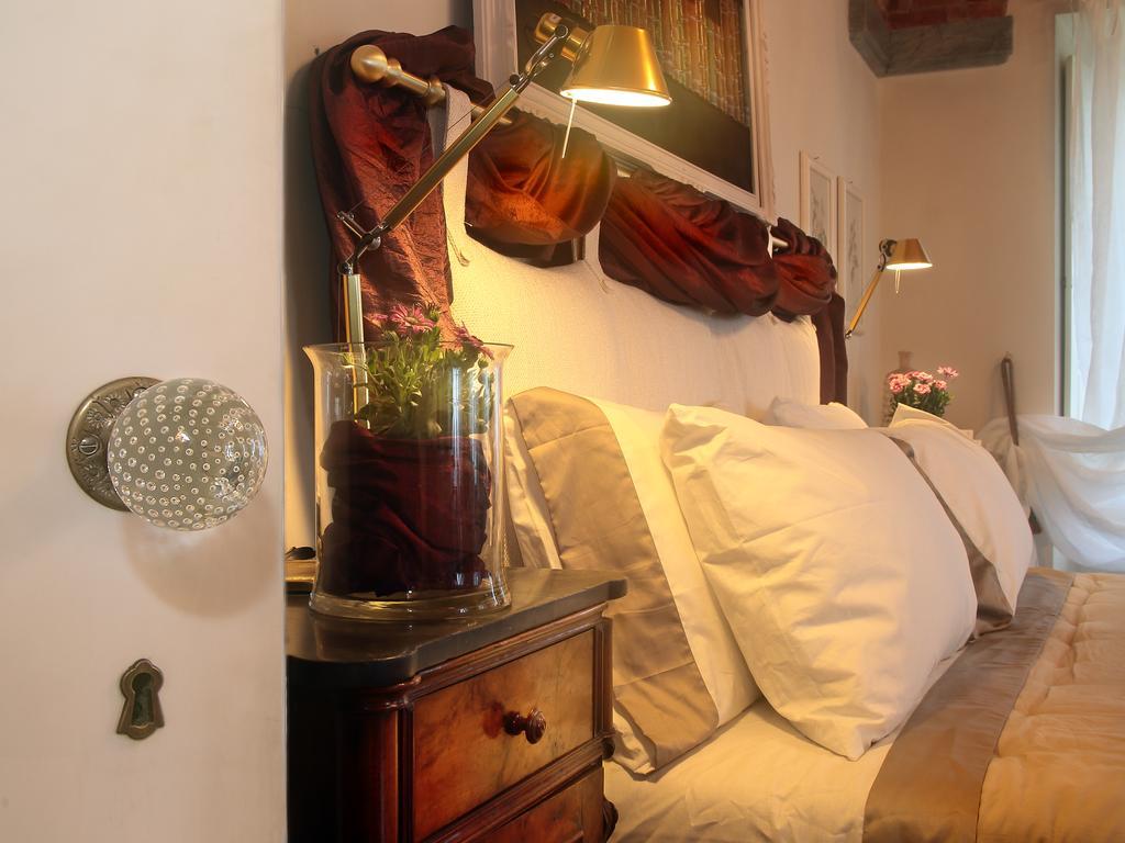 Deluxe Double Room Bath