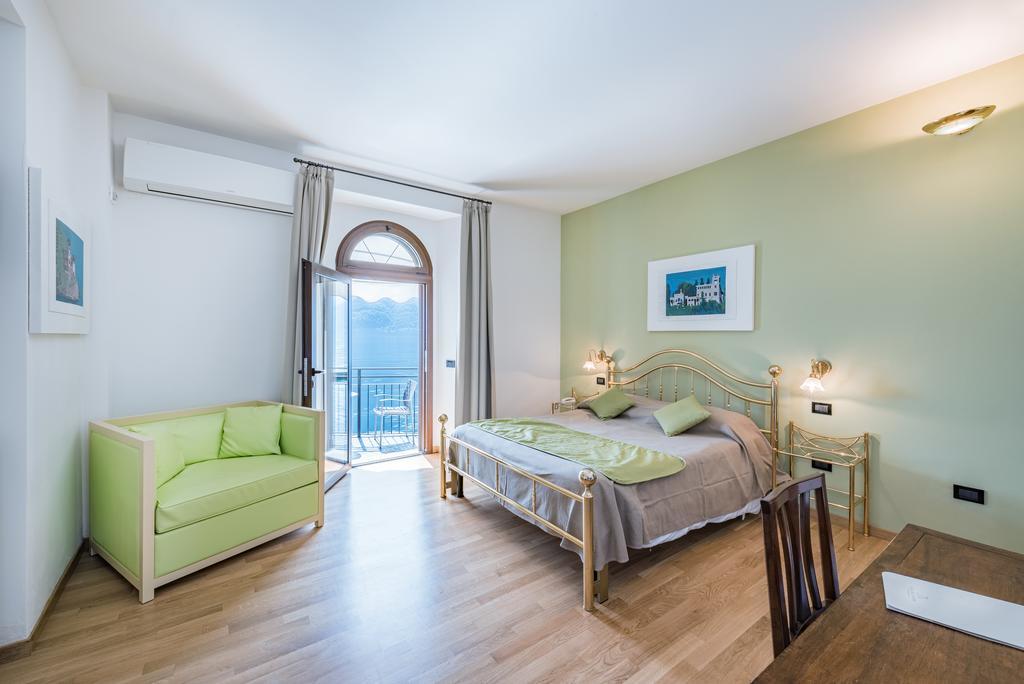 Deluxe Double Room Balcony