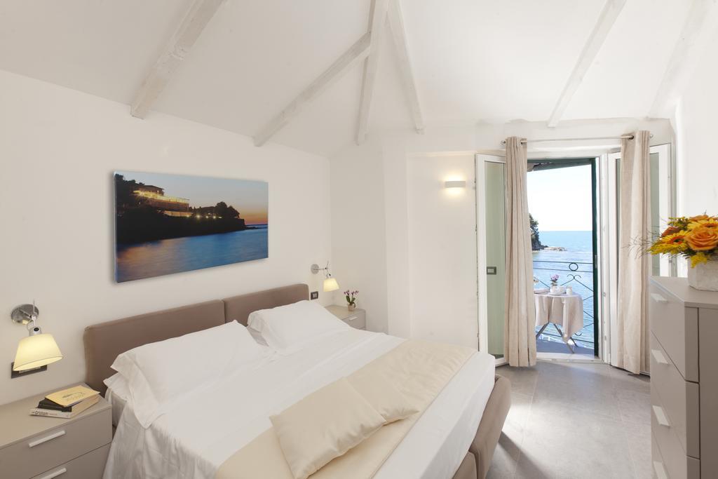 Junior Suite with Balcony