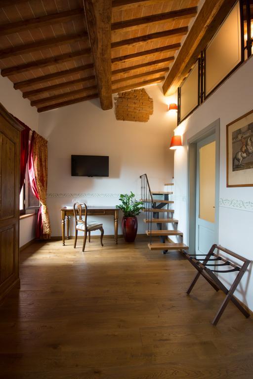 Duplex Quadruple Room