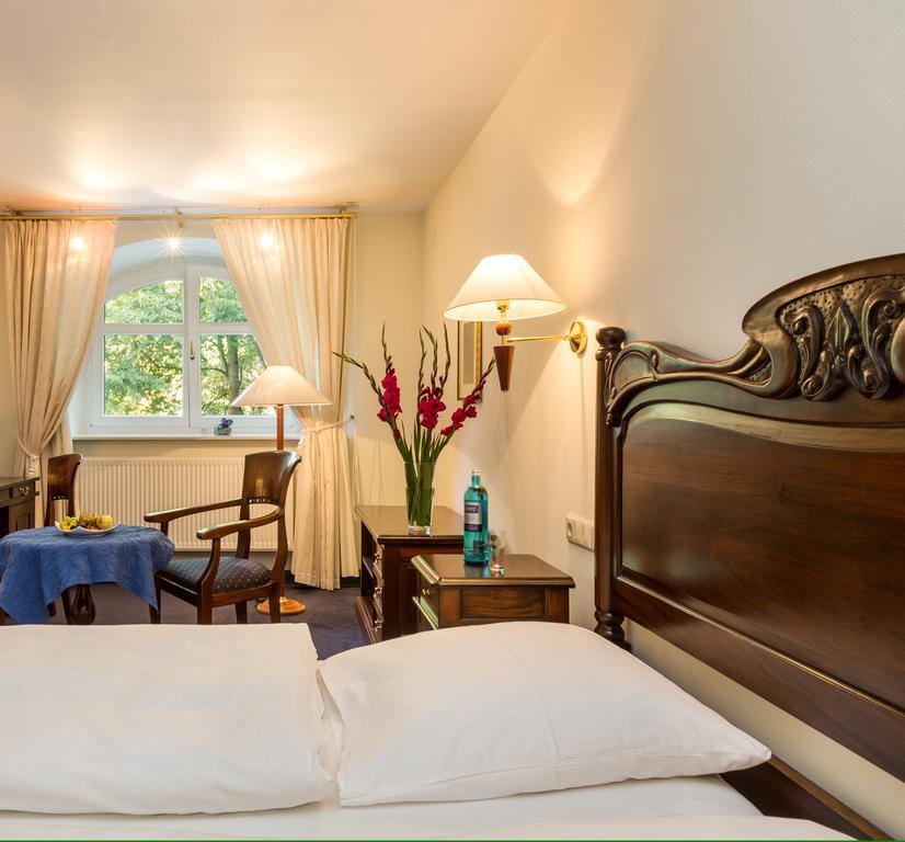 Double Room  - Side Wing/ Souterrain