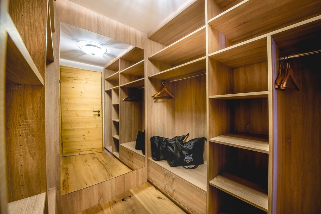 Apartment mit 2 Schlafzimmern - Nebengebäude
