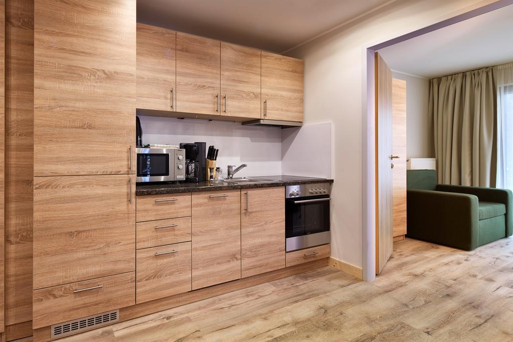 Comfort One-Bedroom Apartment Balcony
