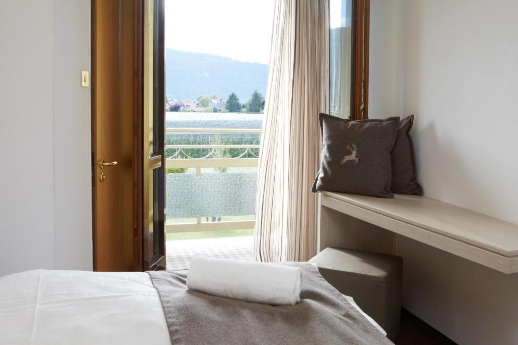 Double or Twin Room Balcony Garden View