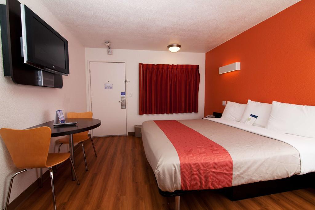 Quadruple Room - Disability Access - Non-Smoking