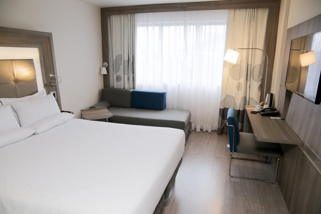 Apartamento Superior com Cama de Casal e Sofá-Cama