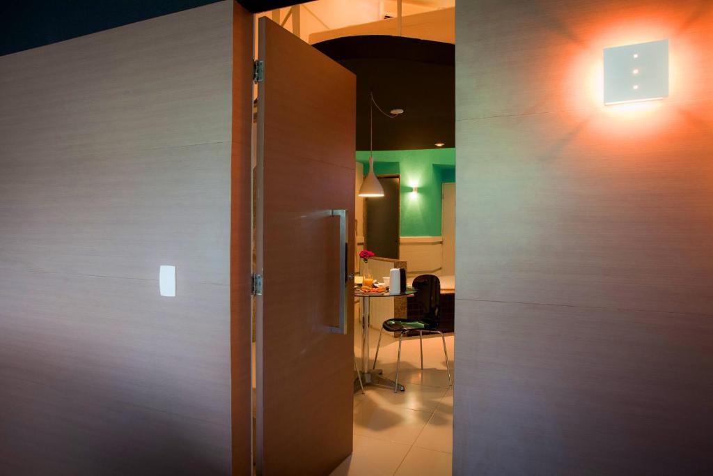 Deluxe Double Room Bath