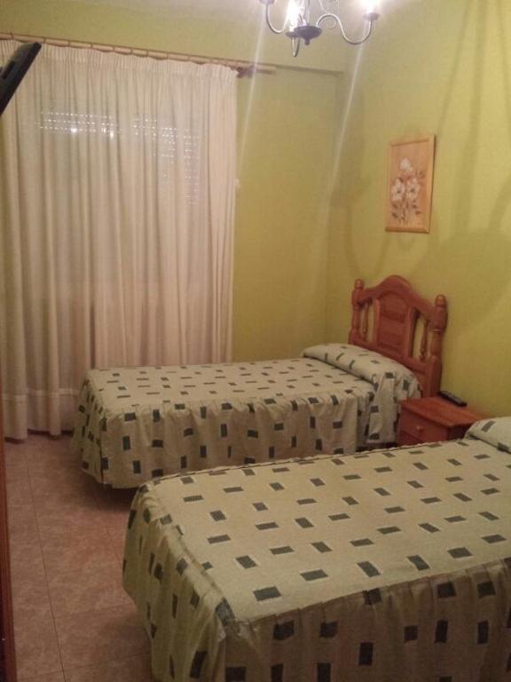 Single Room,44527408:JPEG