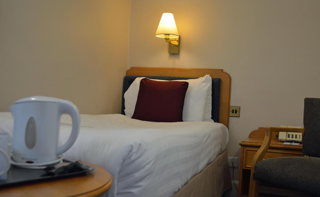 Small Single Room Non-Smoking