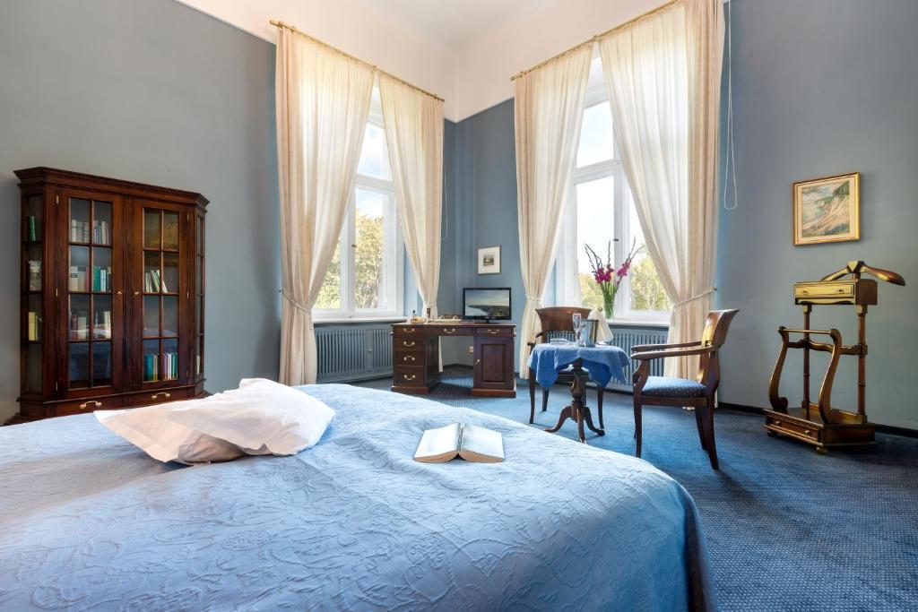 Double Room - Main Building with Lake View