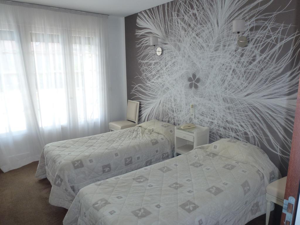 Twin Room Terrace 1st floor accessible by stairs only