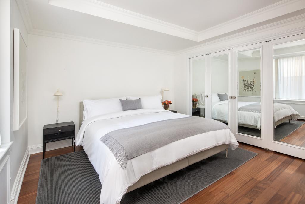 One Bedroom Deluxe Suite