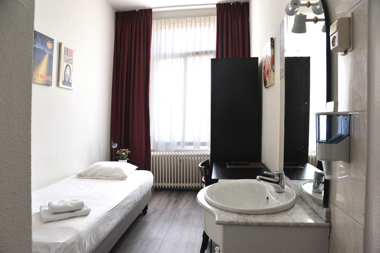 Eenpersoonskamer met Gedeelde Toilet