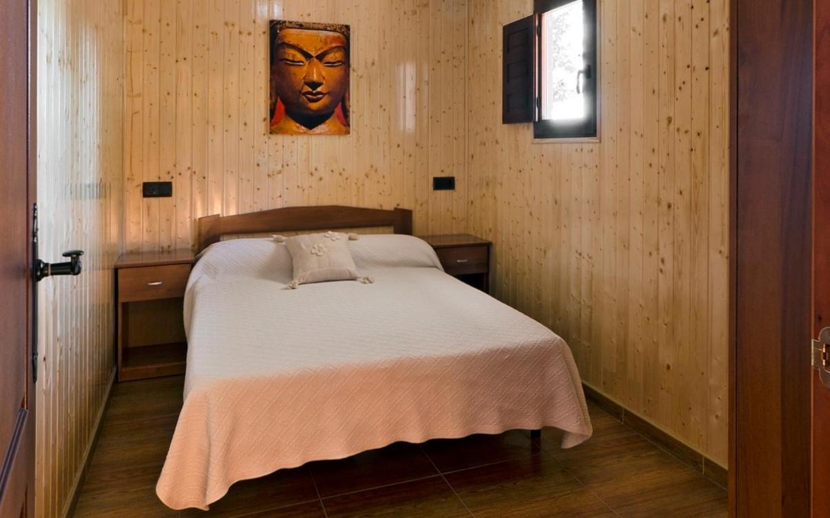 Deluxe Wooden Cabin