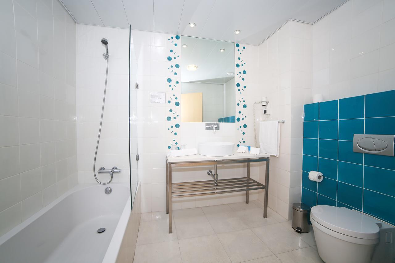Double or Twin Room Balcony