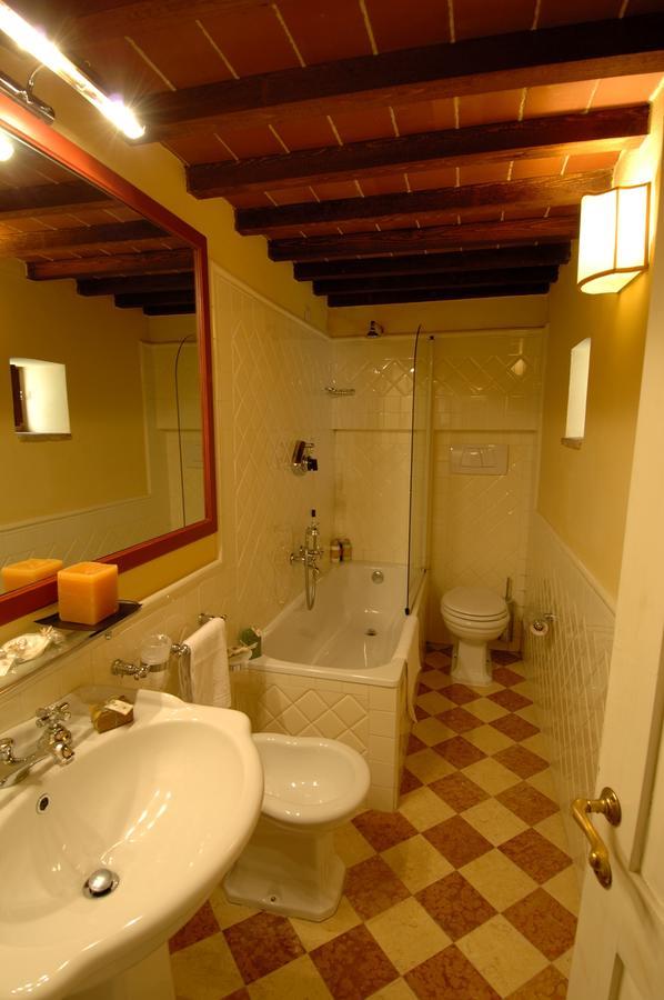 Two-Bedroom Apartment,534768351:JPEG