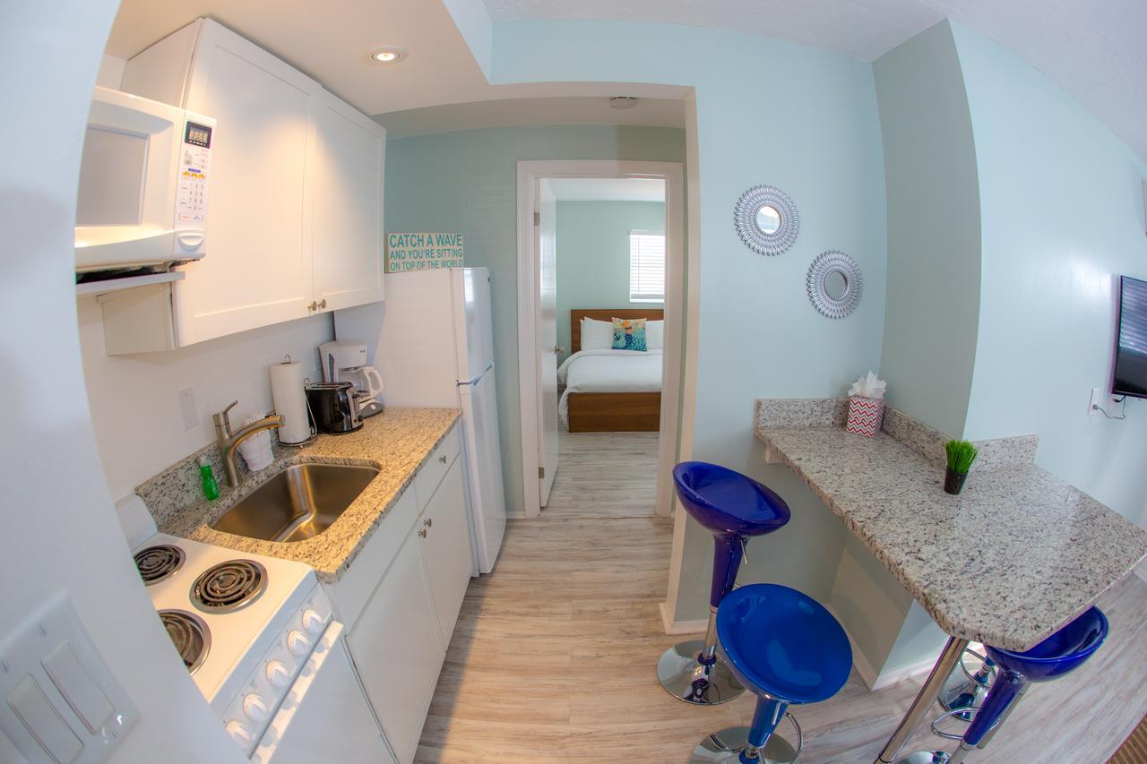 Grand Pool Side Suite Two Double Beds
