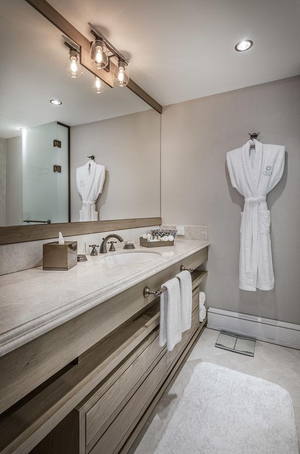 Deluxe Sea View Room