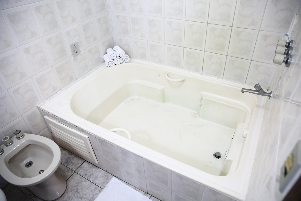 Suíte Deluxe com Banheira de Hidromassagem