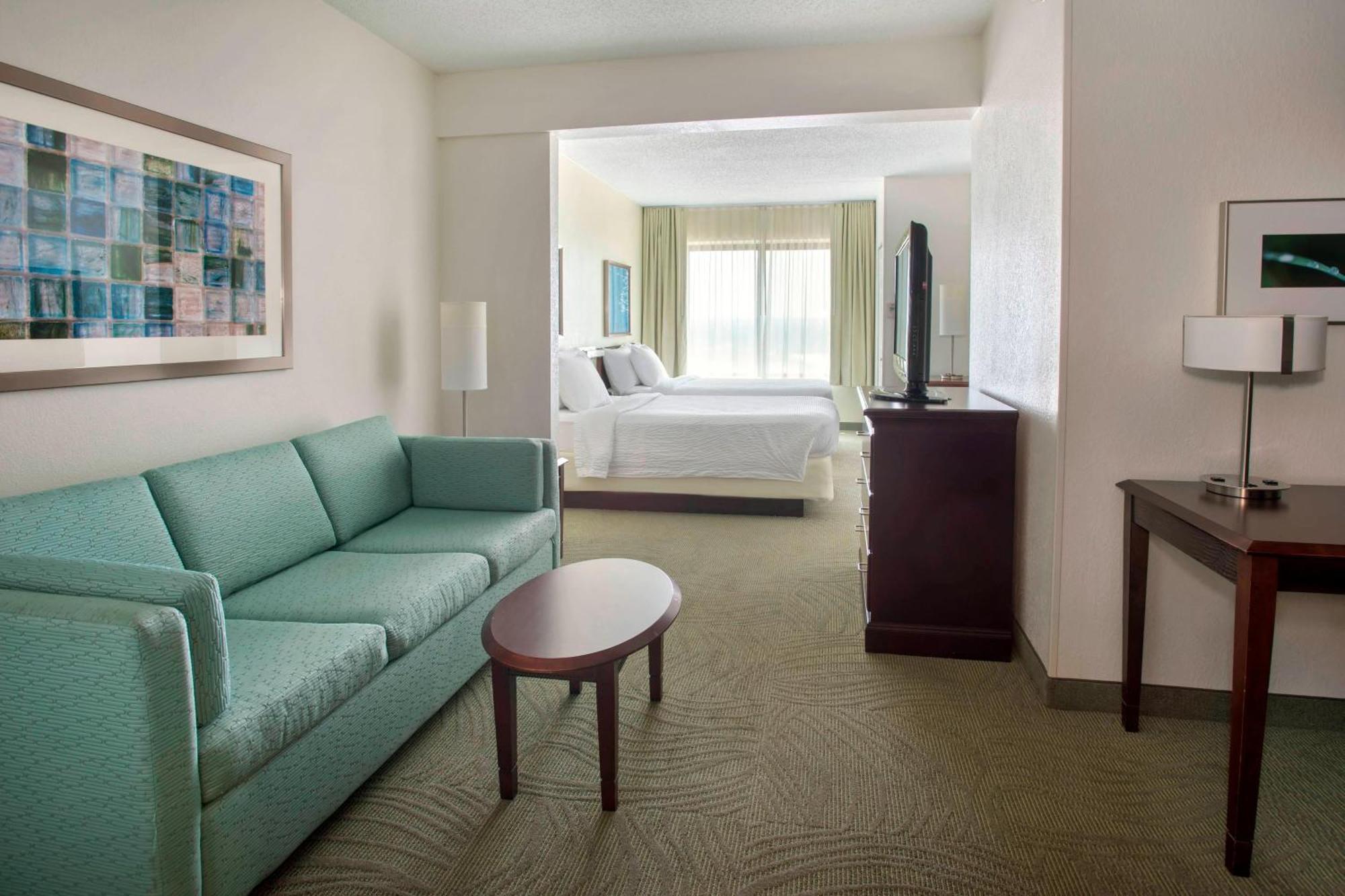 Suite Two Beds Sofa Bed Wellness