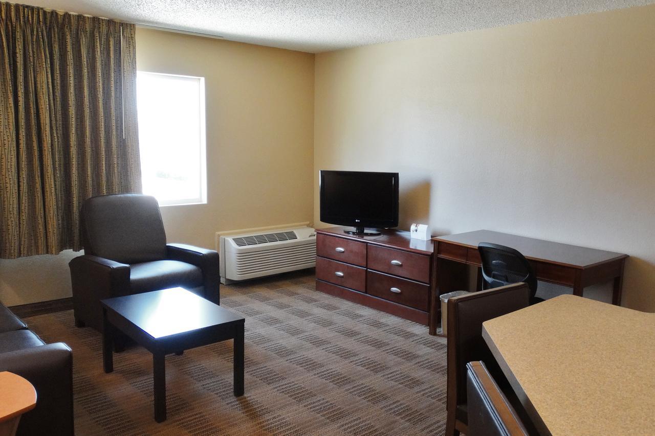 One Bedroom Suite - Non-Smoking