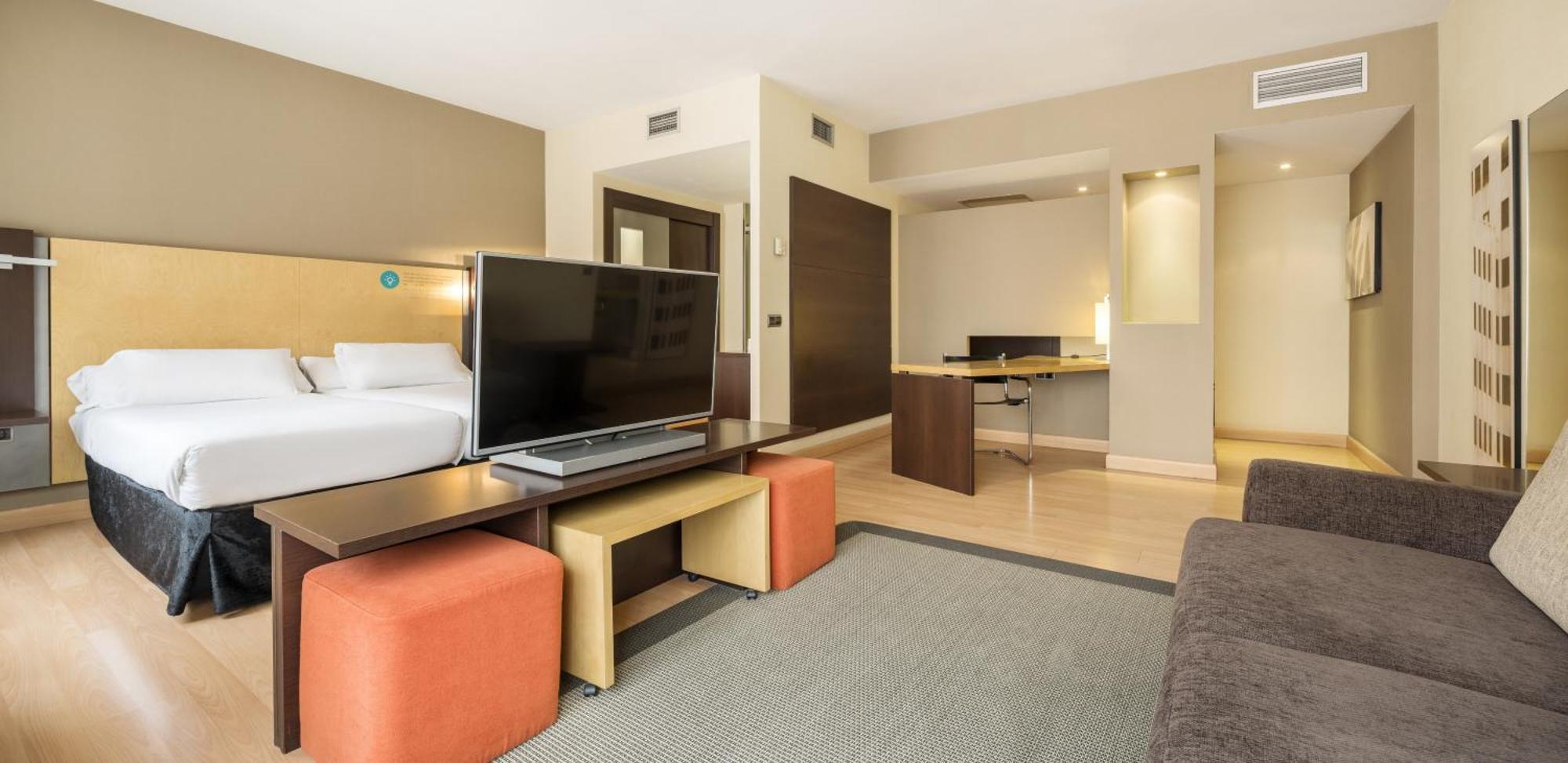 Quarto Familiar (2 Adultos + 2 Crianças)