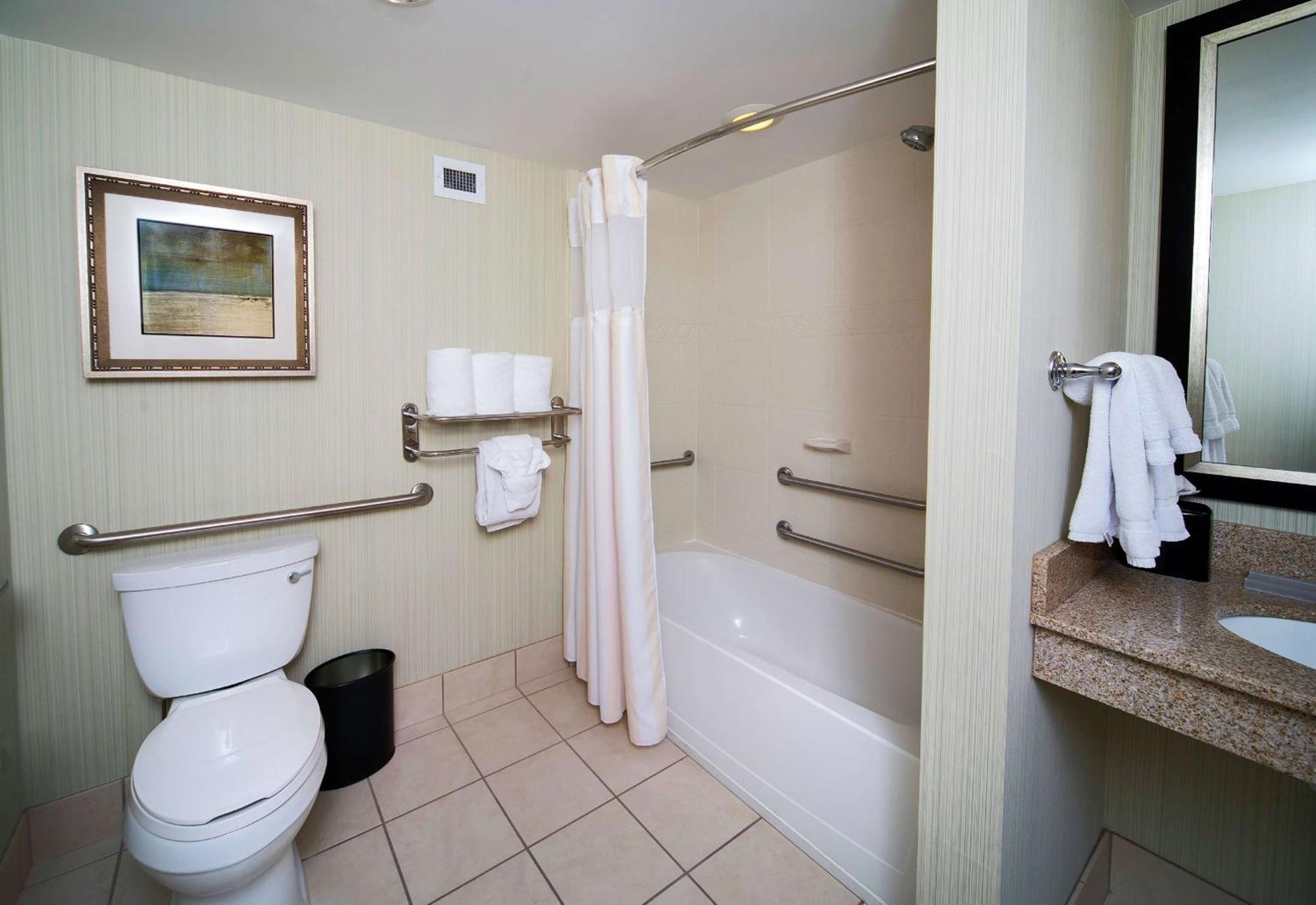 King Room with Tub - Mobility and Hearing Access