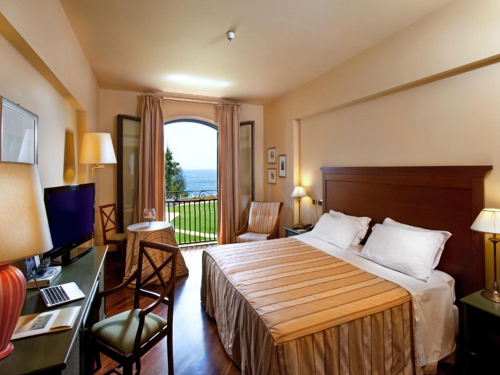 Standard Double or Twin Room Sea View