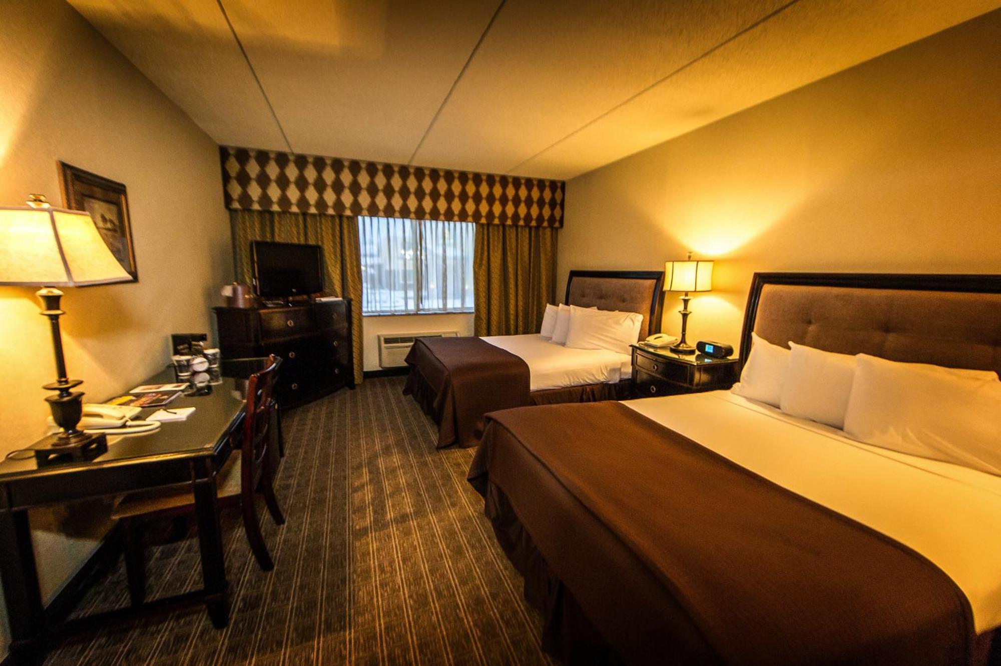 Queen Room Two Queen Beds Non-Smoking