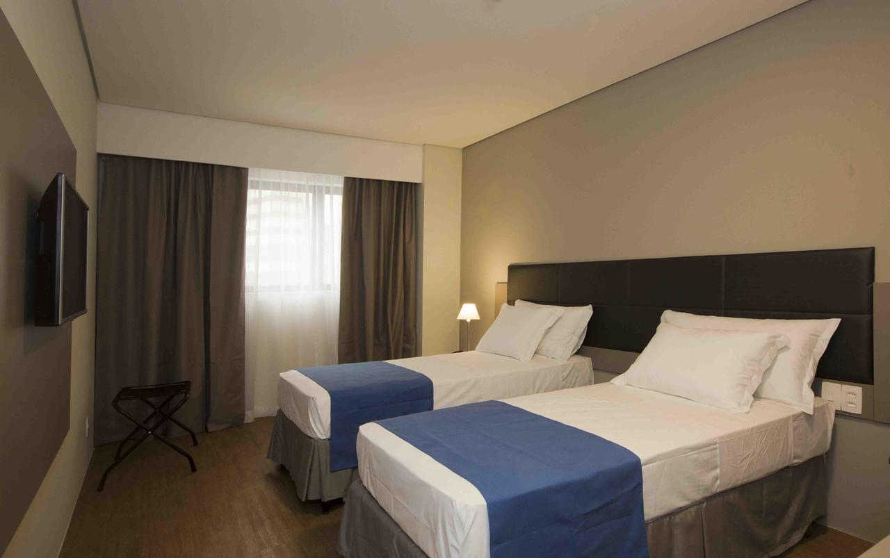 Quarto Duplo Standard