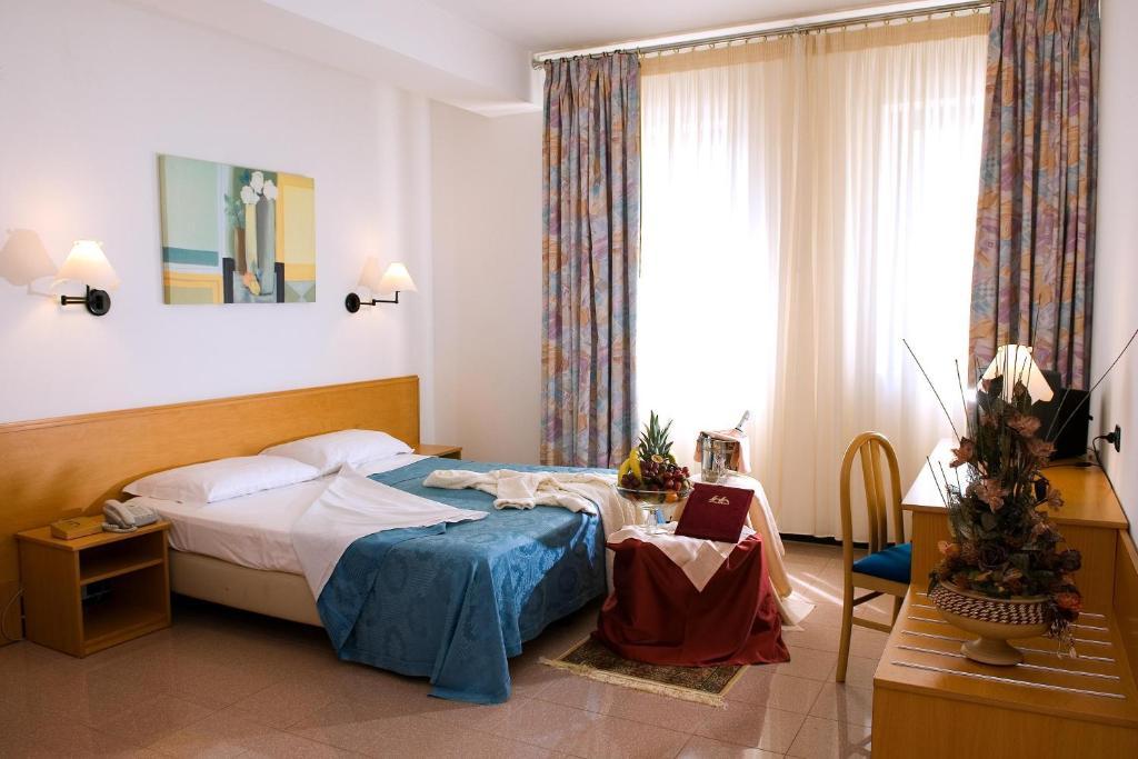 Double Room,1209353221:JPEG