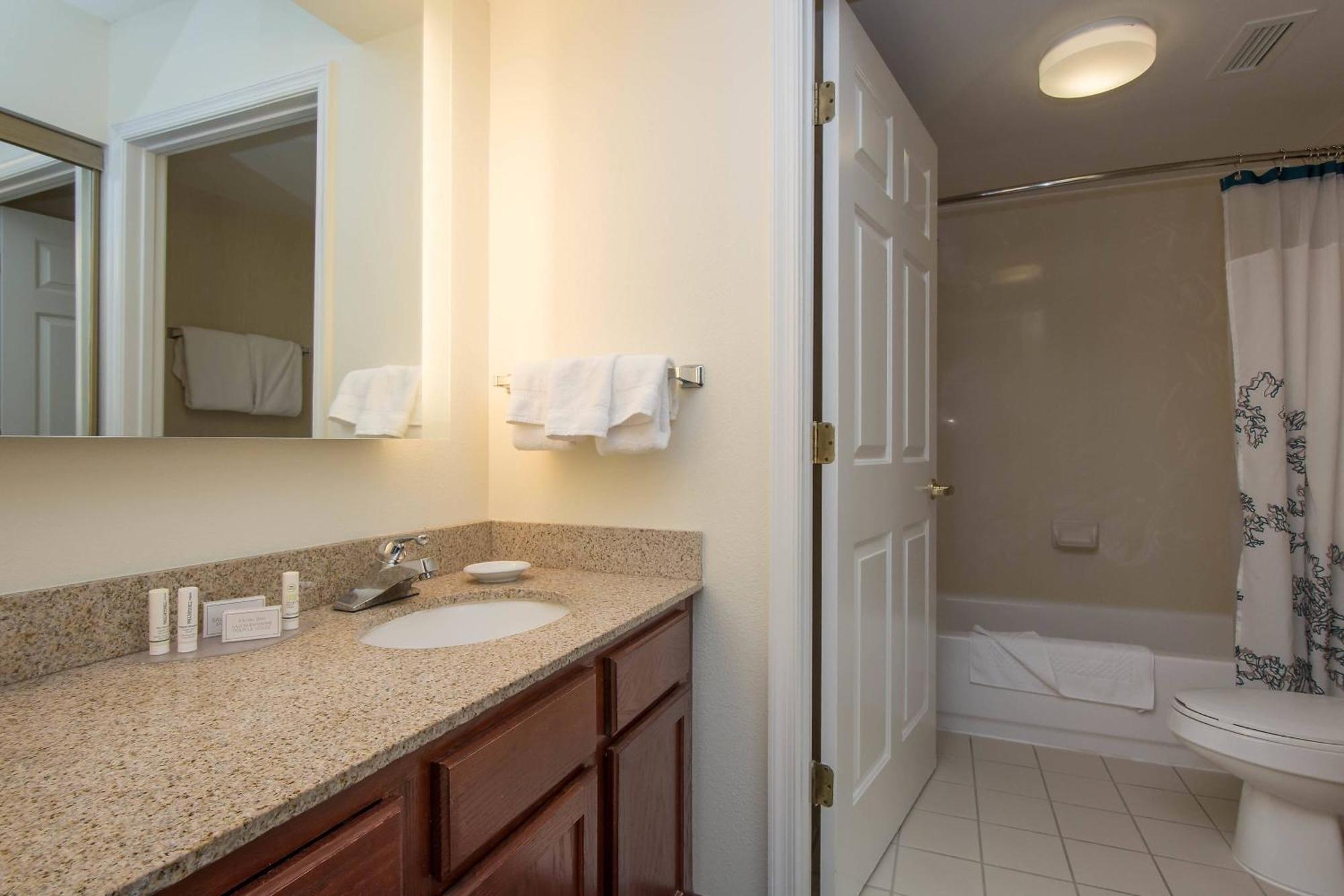 One-Bedroom Suite