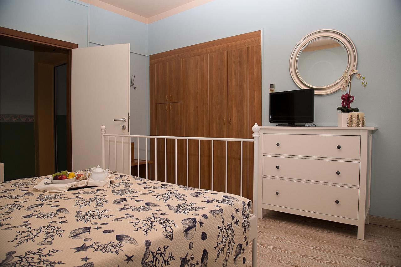 Double Room,584804136:JPEG