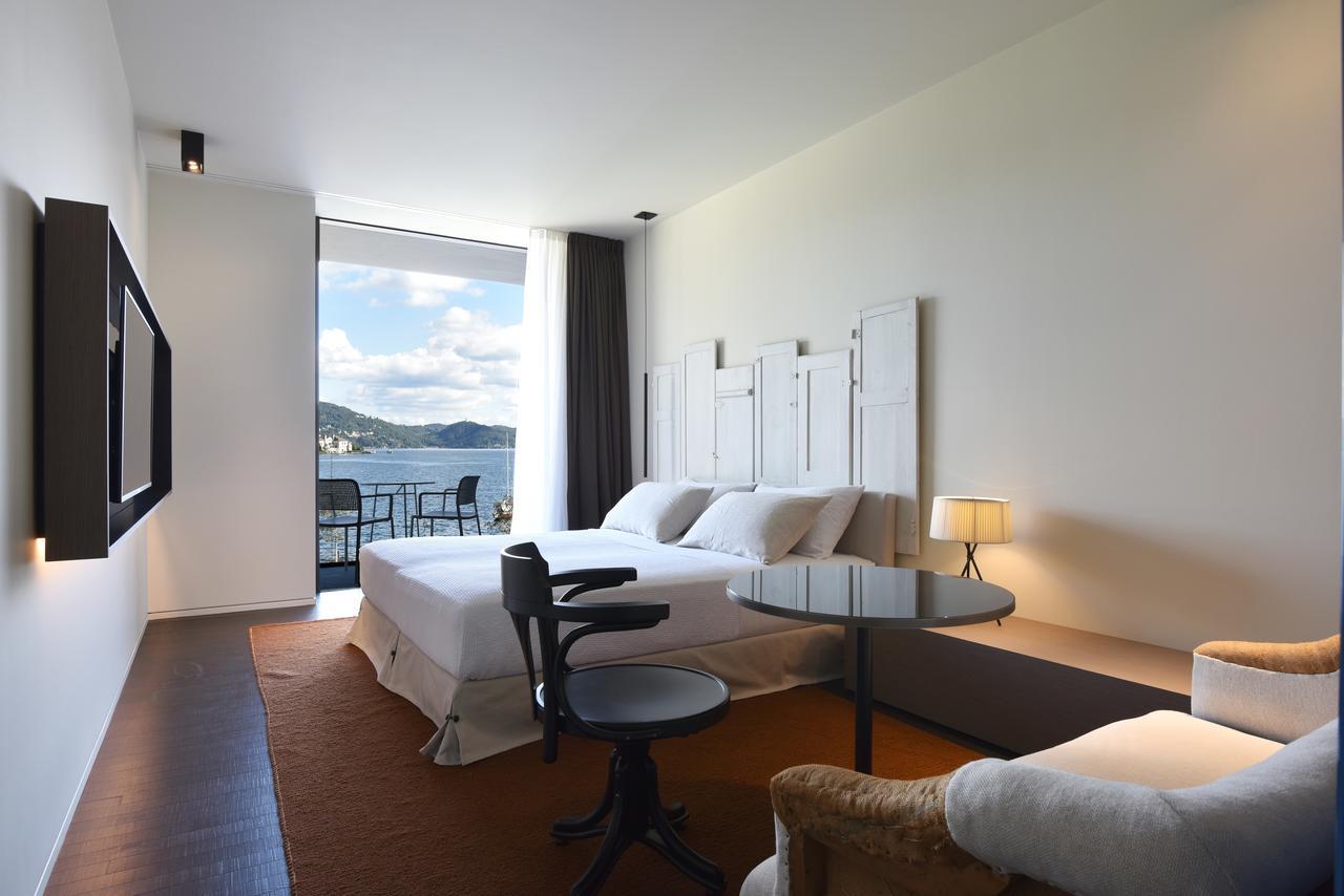 Deluxe Double or Twin Room Lake View